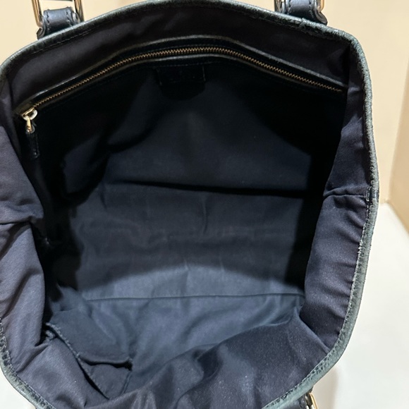 Gucci Black Padlock Chain Printed GG Coated Canvas Tote Bag - Picture 11 of 13